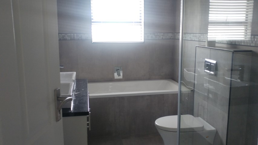 To Let 4 Bedroom Property for Rent in Parklands North Western Cape